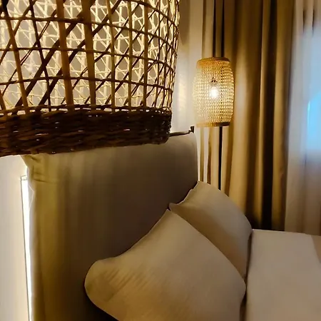 Niki Apartment *