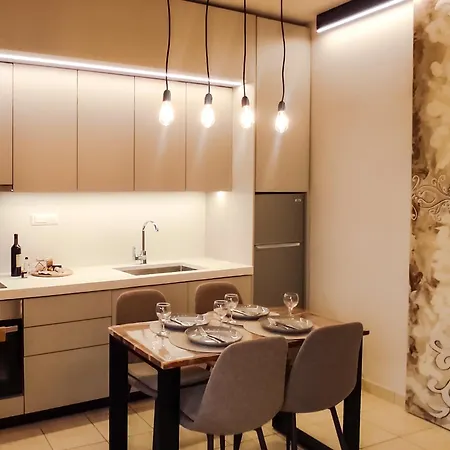 Niki Apartment